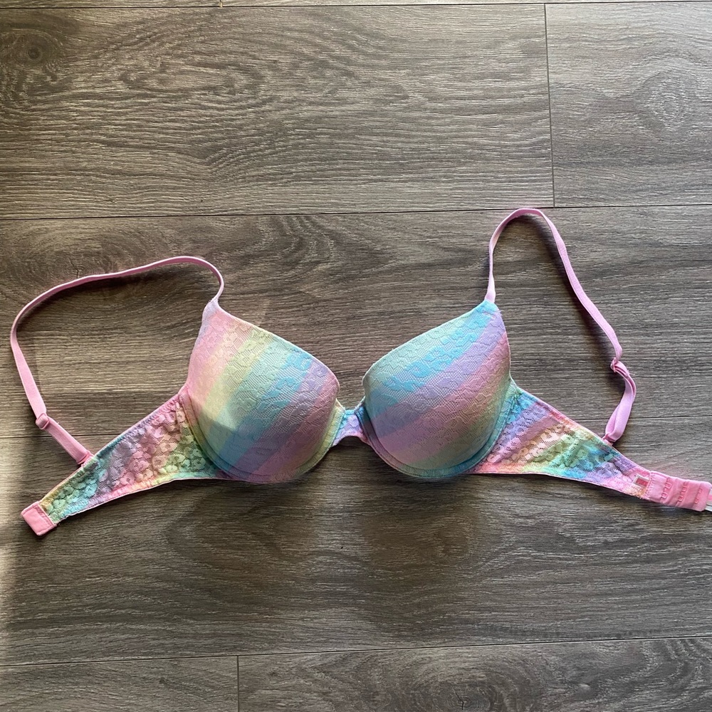 Victoria’s Secret PINK 32D Pushup Bra